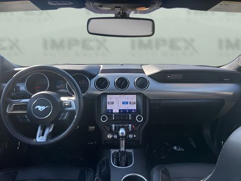 Used 2020 Ford Mustang Premium image 13