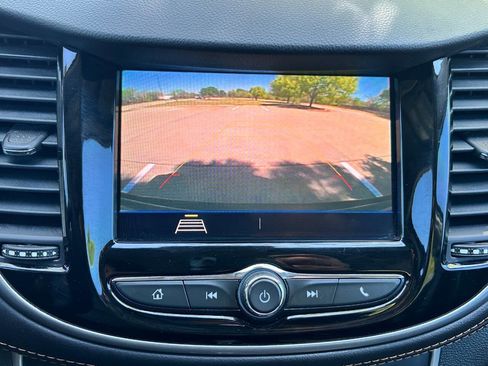 Used 2021 Chevrolet Trax LT w/ Driver Confidence Package image 24