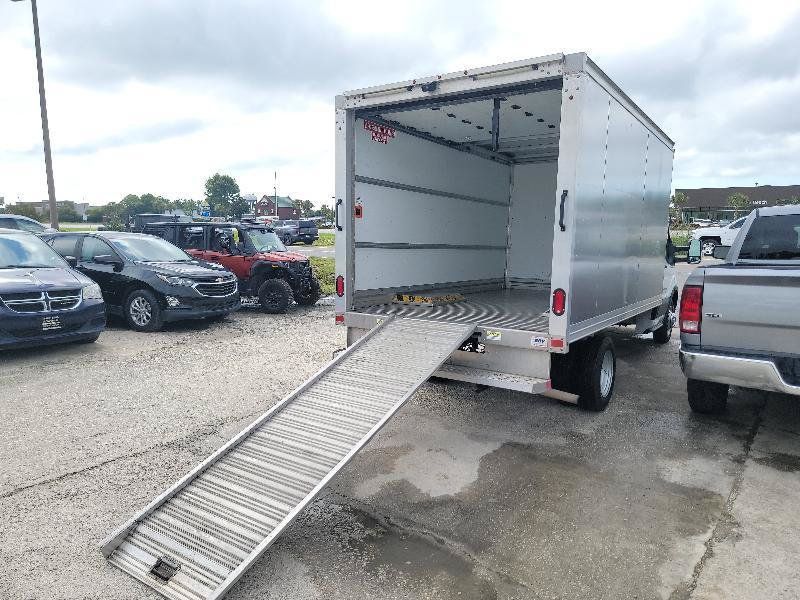 Used 2021 Ford Transit 350 RWD image 8