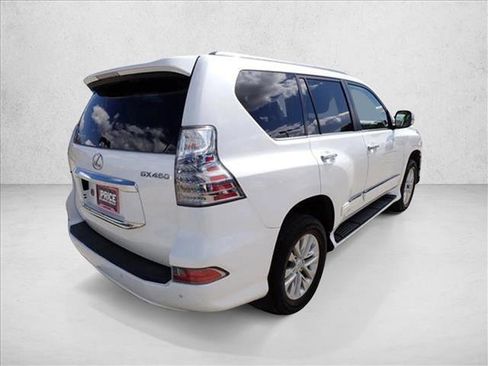 Used 2015 Lexus GX 460 image 4