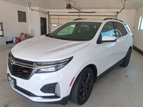 Used 2022 Chevrolet Equinox RS FWD image 3