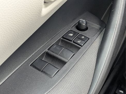 Used 2024 Toyota Corolla LE FWD image 22