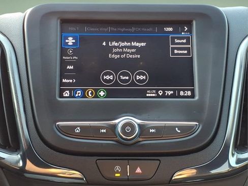 Used 2024 Chevrolet Equinox RS FWD image 18