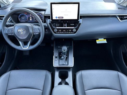 New 2026 Toyota Corolla Cross XLE image 4