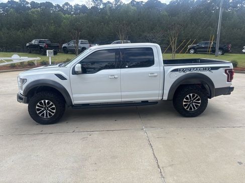 Used 2020 Ford F150 Raptor w/ Equipment Group 802A Luxury AWD/4WD image 24