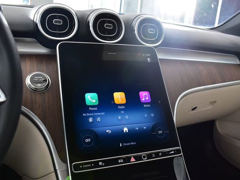 Certified 2025 Mercedes-Benz C 300 4MATIC Sedan image 18