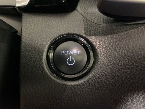 Used 2025 Toyota Camry XSE FWD image 13