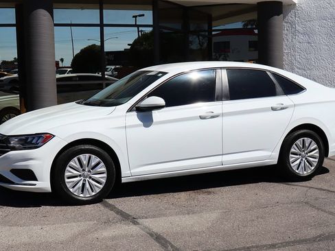 Used 2019 Volkswagen Jetta SE FWD image 7
