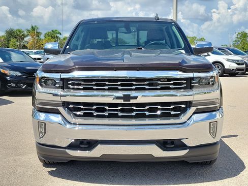 Used 2018 Chevrolet Silverado 1500 LTZ RWD image 2