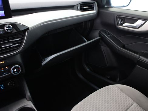 Used 2021 Ford Escape SE w/ SE Sport Appearance Package FWD image 23