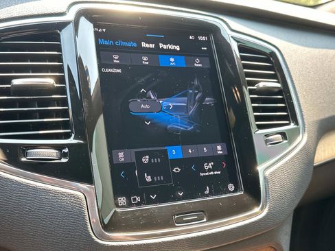 Certified 2023 Volvo XC90 T8 Plus image 12