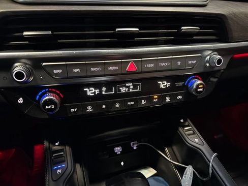 Used 2022 Kia Telluride SX w/ SX Prestige Package AWD/4WD image 22