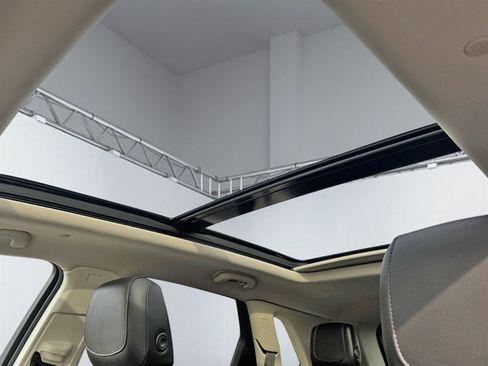 Used 2019 Cadillac XT5 Premium Luxury image 19