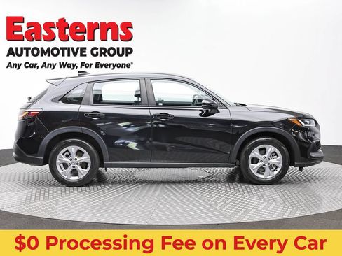 Used 2023 Honda HR-V LX image 4