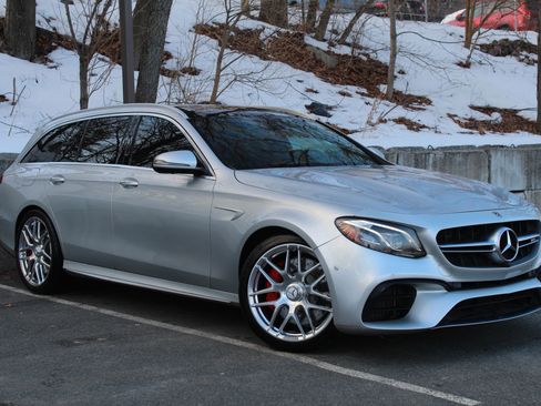 Used 2018 Mercedes-Benz E 63 AMG S image 4