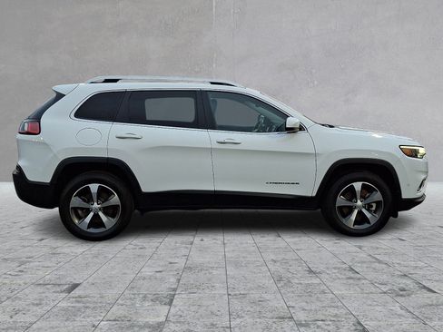 Used 2021 Jeep Cherokee Limited w/ Elite Package image 12