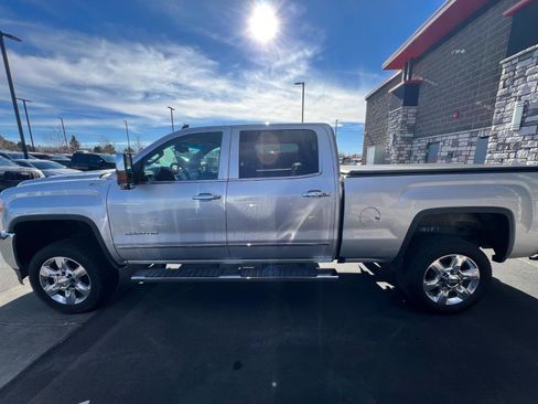 Used 2018 GMC Sierra 2500 SLT w/ Duramax Plus Package image 6