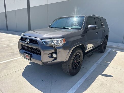 Used 2019 Toyota 4Runner SR5 Premium RWD image 1