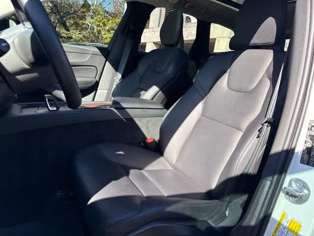 Used 2023 Volvo XC60 T8 Plus w/ Climate Package AWD/4WD image 13
