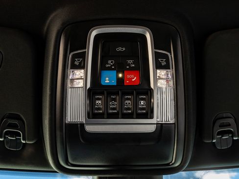 Used 2026 RAM 1500 Laramie w/ Night Edition image 30