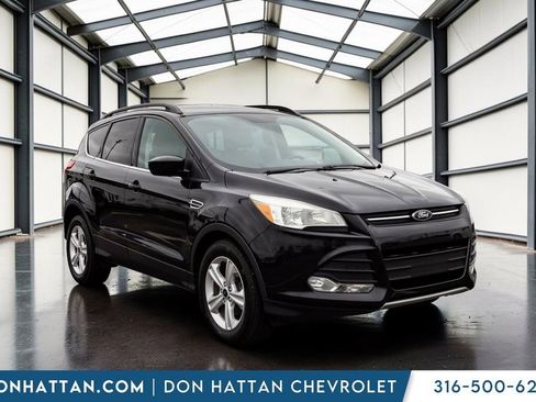 Used 2015 Ford Escape SE w/ Equipment Group 201A FWD image 23