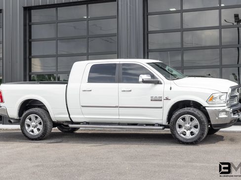 Used 2017 RAM 2500 Laramie AWD/4WD image 8