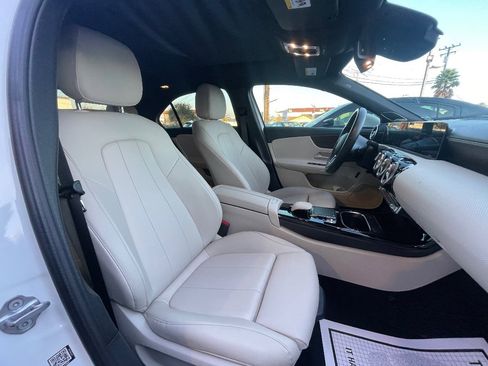 Used 2019 Mercedes-Benz A 220 image 13