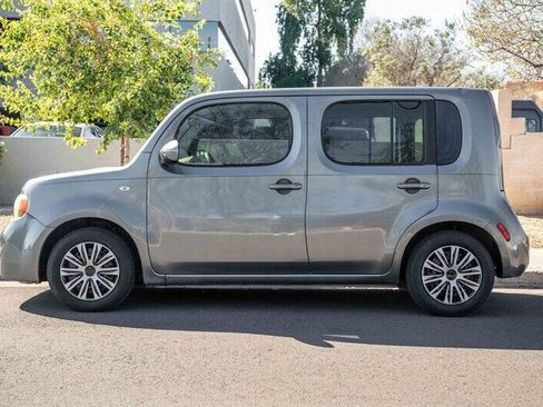 Used 2009 Nissan Cube 1.8 S w/ Interior Designer Pkg image 2