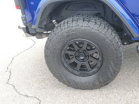 Used 2019 Jeep Wrangler Unlimited Rubicon AWD/4WD image 5