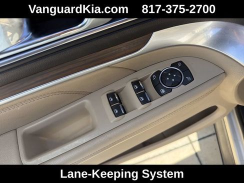Used 2017 Ford Explorer Limited w/ Equipment Group 301A FWD image 17