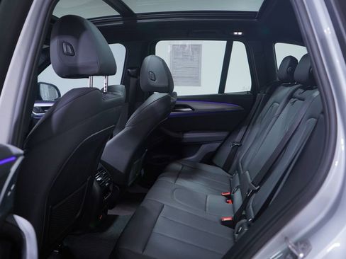 Used 2021 BMW X3 xDrive30i w/ M Sport Package image 9