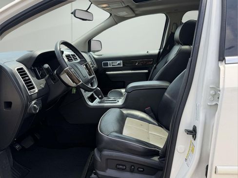 Used 2008 Lincoln MKX AWD image 13