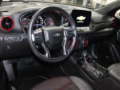 Used 2024 Chevrolet Blazer RS w/ Driver Confidence II Package FWD image 32