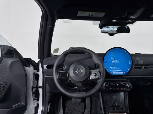 Used 2026 MINI Cooper 2-Door Hardtop FWD image 21