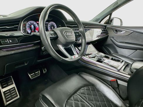 Used 2023 Audi SQ7 Prestige w/ Prestige Package AWD/4WD image 7