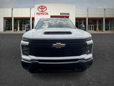 Used 2025 Chevrolet Silverado 2500 W/T w/ WT Convenience Package AWD/4WD image 2