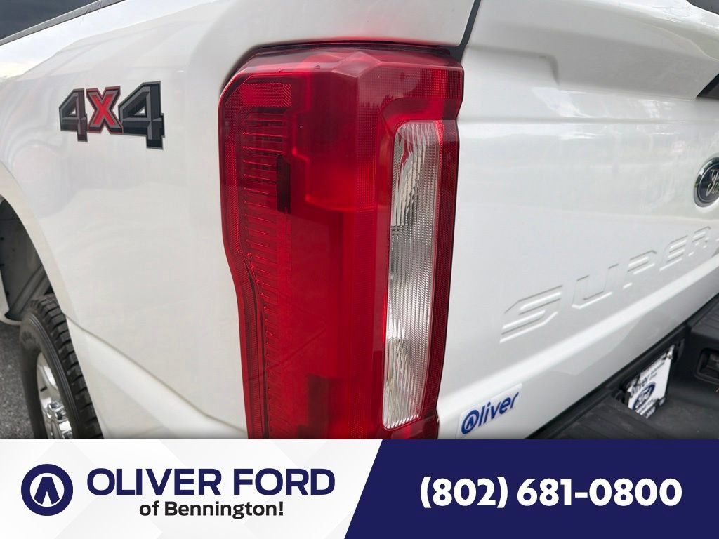 Used 2025 Ford F250 XLT AWD/4WD image 21