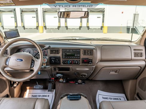 Used 2003 Ford F350 Lariat image 39