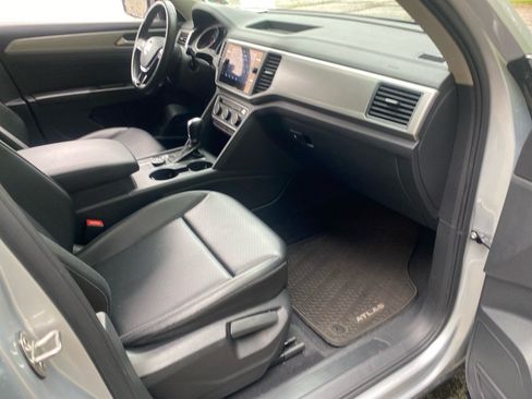 Used 2018 Volkswagen Atlas SE AWD/4WD image 26