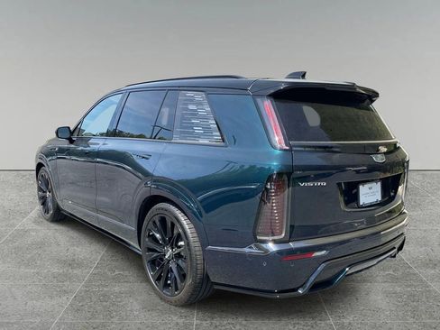 New 2026 Cadillac Vistiq Platinum image 3