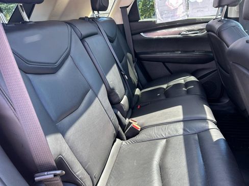 Used 2017 Cadillac XT5 Luxury w/ Driver Awareness Package AWD/4WD image 25