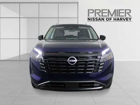 New 2026 Nissan Pathfinder SV FWD image 8