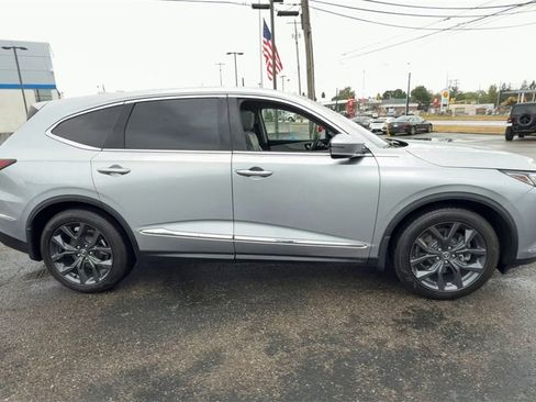 Used 2023 Acura MDX Technology image 9