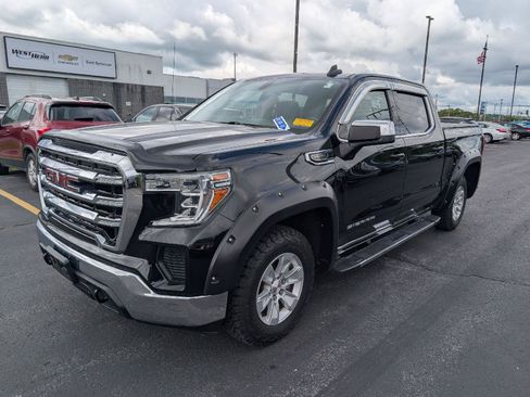 Used 2020 GMC Sierra 1500 SLE w/ SLE Value Package AWD/4WD image 4