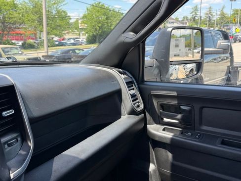 Used 2023 RAM 3500 Tradesman w/ Chrome Appearance Group AWD/4WD image 22
