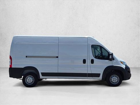 Used 2023 RAM ProMaster 2500 FWD image 4