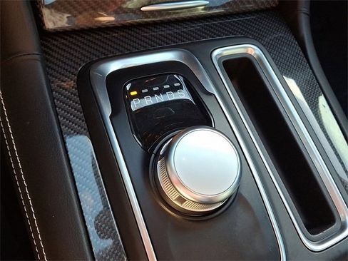 Used 2023 Chrysler 300 C image 15