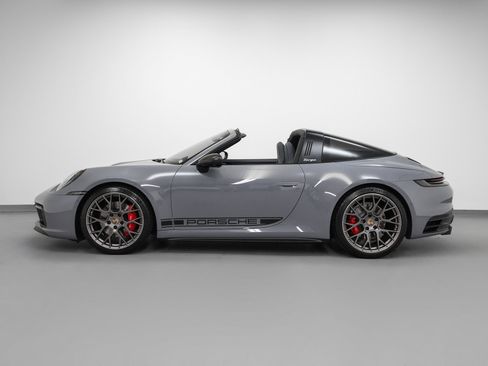 Used 2023 Porsche 911 Targa 4S image 2