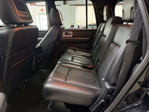 Used 2017 Ford Expedition Limited w/ Equipment Group 301A AWD/4WD image 13