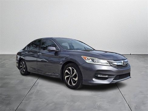 Used 2017 Honda Accord EX-L image 6